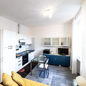 Blue Sky Apartment Mailand